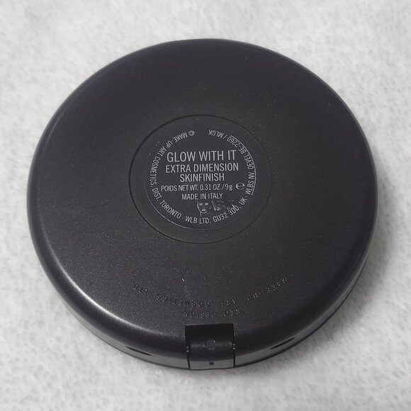 Extra Dimension Skinfinish color Glow With It - Picture 11 of 11